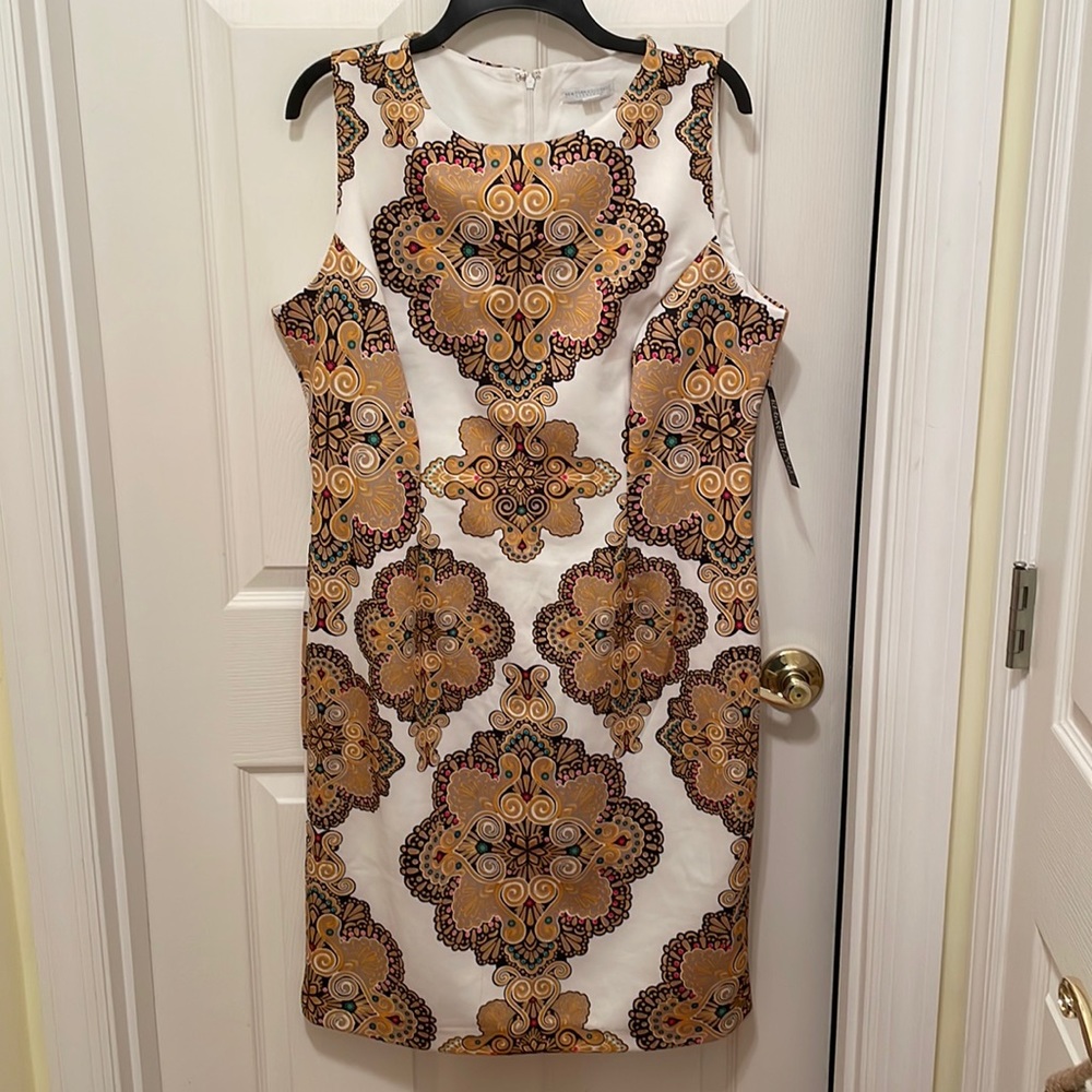 Sleeveless dress